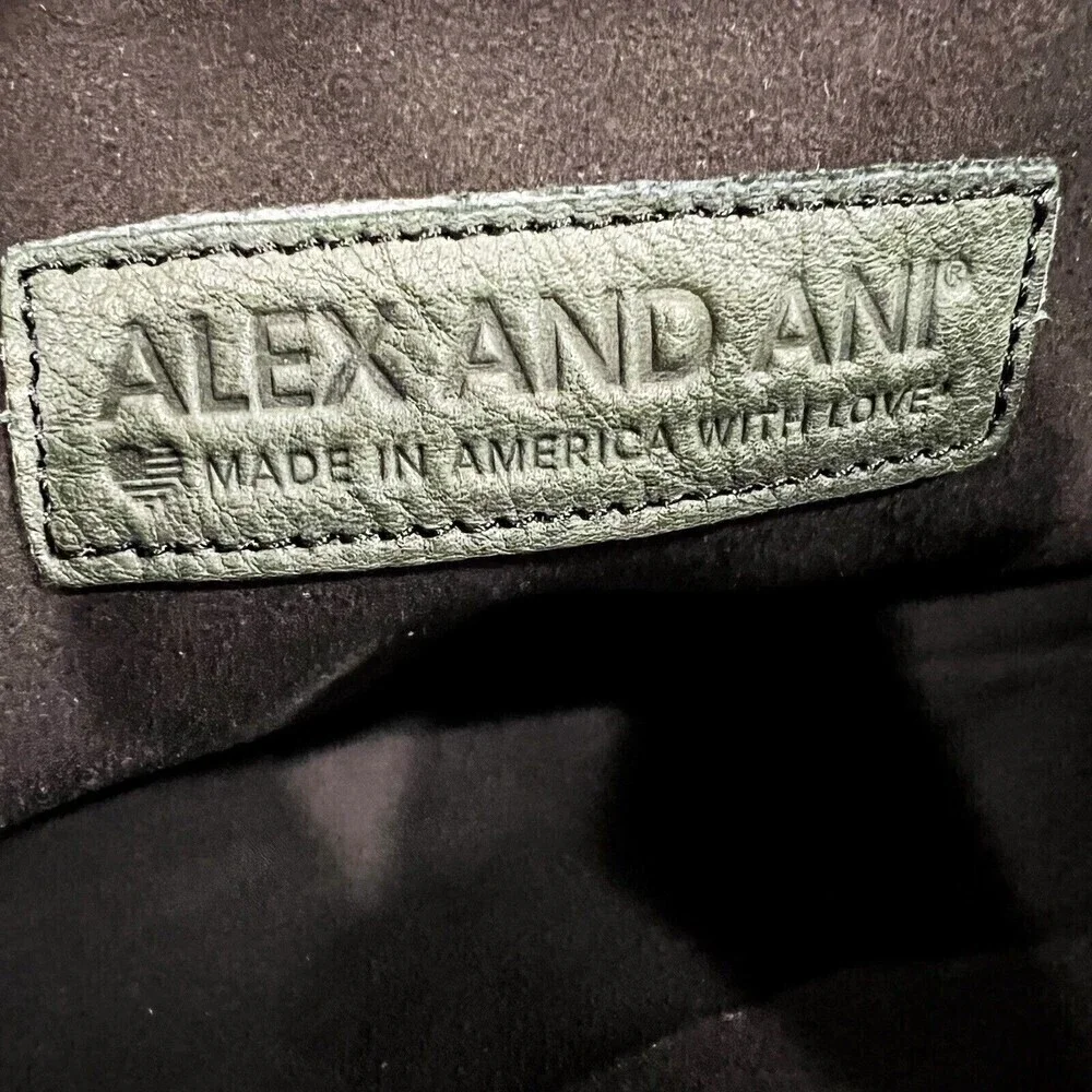 Alex And Ani Gabriel‎ Fold Over Clutch In Hunter Green (olive)